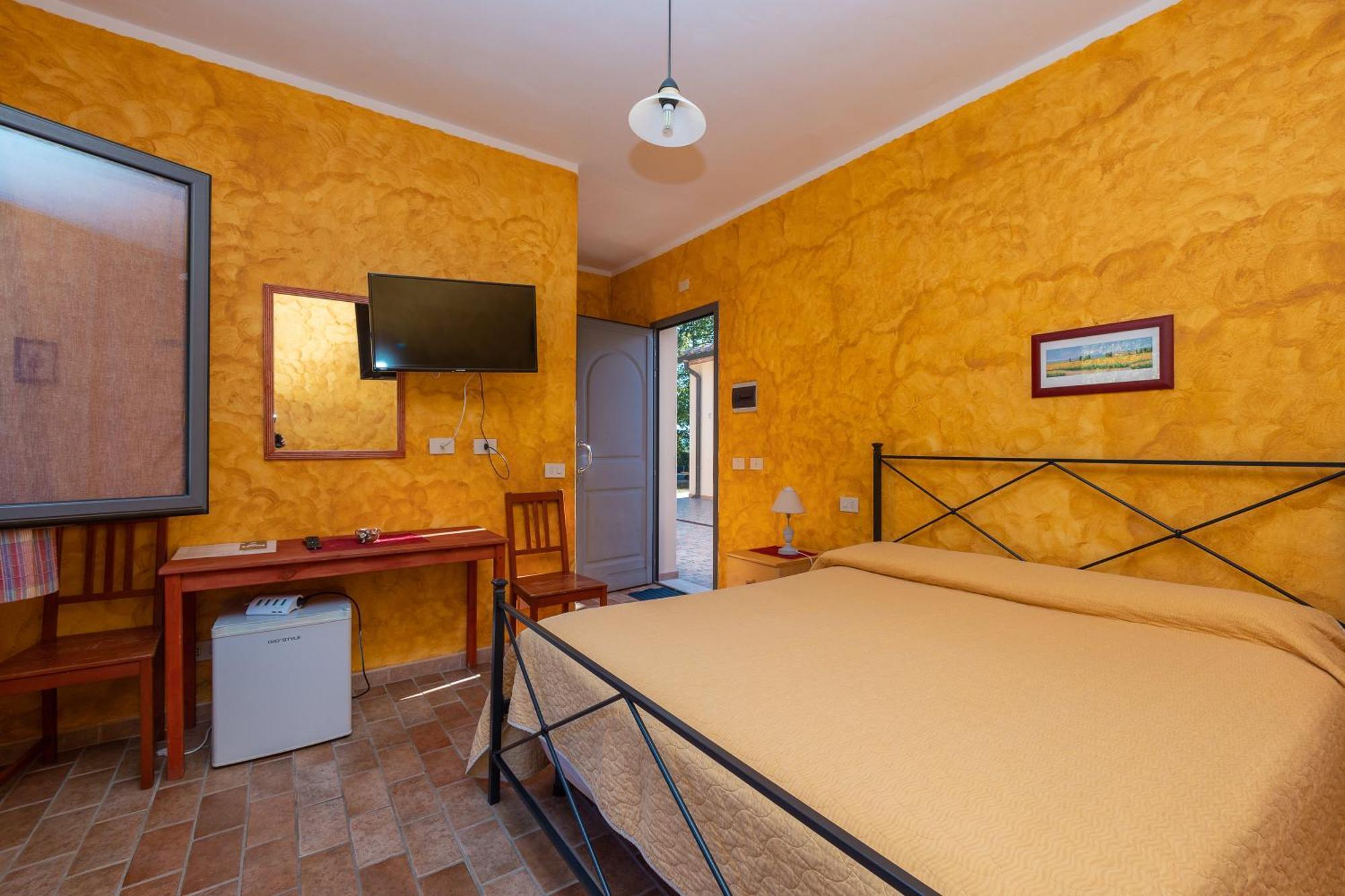 Agriturismo La Meria Semproniano Ngoại thất bức ảnh